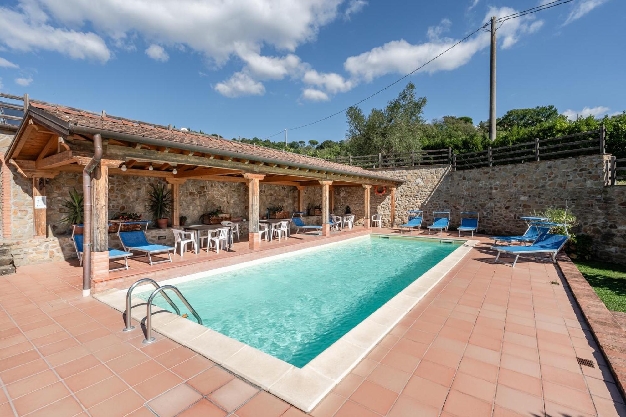 Agriturismo Fadanelli - Le Rondini Lamporecchio Esterno foto